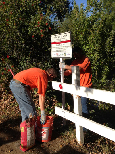 DryCreekatColumbiaHighWaterMarkSign